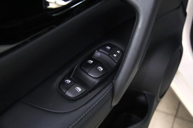 Nissan Qashqai II Рестайлинг с пробегом 2020 года, цена 2 245 000 рублей, 69100 км, внедорожник, Автокод Объявления