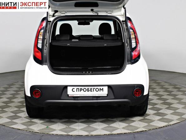 Kia Soul II Рестайлинг с пробегом 2018 года, цена 1 427 000 рублей, 126156 км, хэтчбек, Автокод Объявления