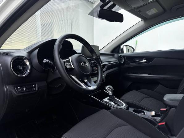 Kia Cerato IV с пробегом 2021 года, цена 2 099 000 рублей, 64900 км, седан, Автокод Объявления