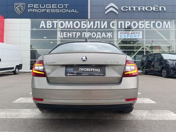 Skoda Octavia III (A7) Рестайлинг с пробегом 2018 года, цена 2 100 000 рублей, 80391 км, лифтбек, Автокод Объявления