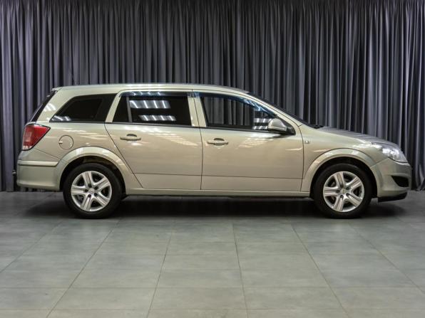 Opel Astra H Рестайлинг с пробегом 2010 года, цена 669 000 рублей, 237440 км, универсал, Автокод Объявления