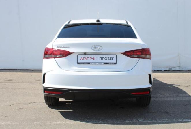 Hyundai Solaris II Рестайлинг с пробегом 2021 года, цена 1 650 000 рублей, 72761 км, седан, Автокод Объявления