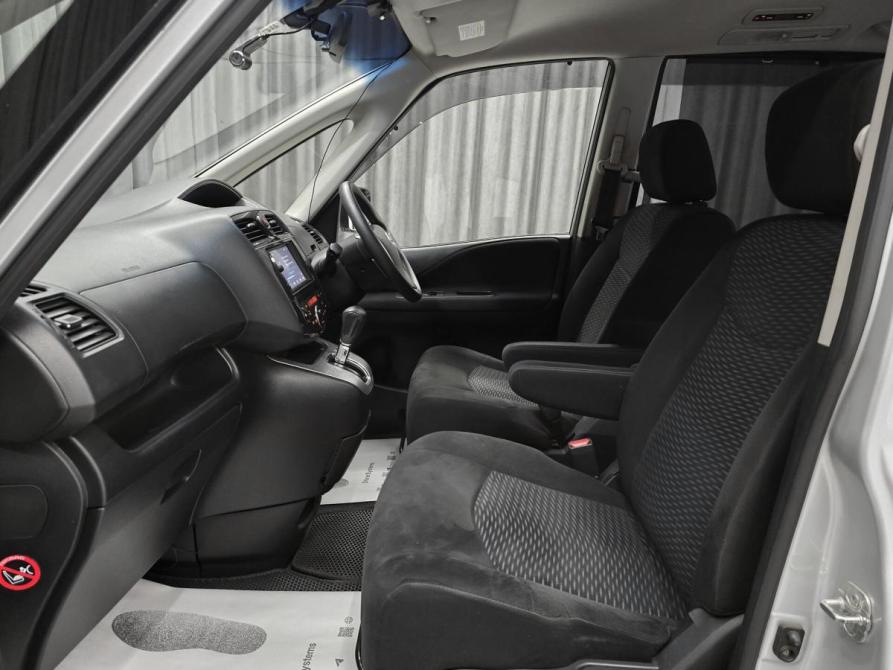 Nissan Serena IV (C26) Красноярск  - изображение 12