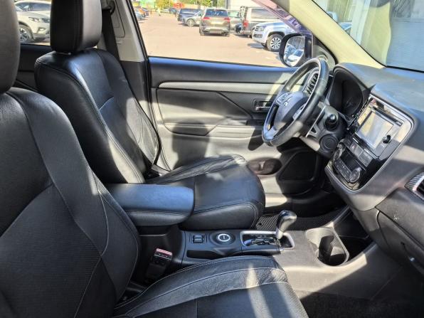 Mitsubishi Outlander III с пробегом 2014 года, цена 1 350 000 рублей, 193130 км, внедорожник, Автокод Объявления