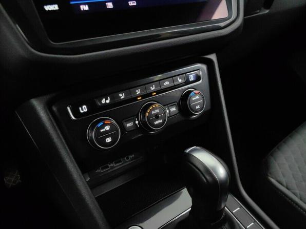 Volkswagen Tiguan II с пробегом 2020 года, цена 2 398 000 рублей, 114490 км, внедорожник, Автокод Объявления