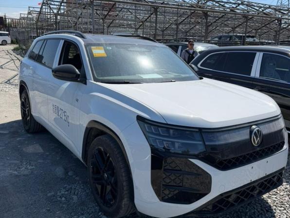 Новый Volkswagen Teramont II (China Market) 2026 года, цена 5 990 000 рублей, внедорожник, Автокод Объявления