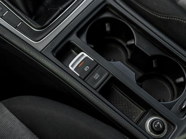 Volkswagen Golf VII с пробегом 2013 года, цена 812 000 рублей, 179347 км, хэтчбек, Автокод Объявления