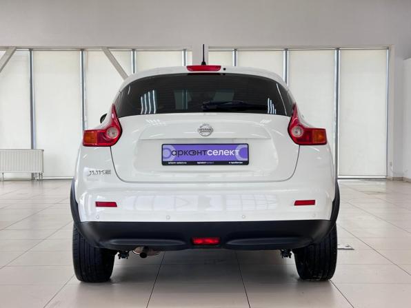Nissan Juke I с пробегом 2014 года, цена 960 000 рублей, 211450 км, внедорожник, Автокод Объявления