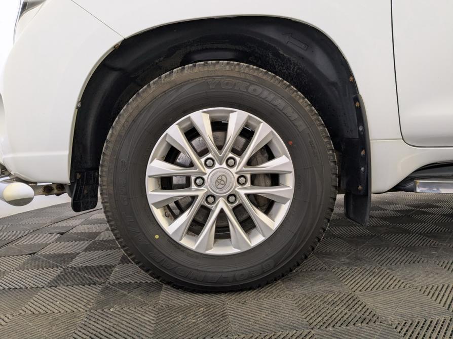 Toyota Land Cruiser Prado 150 Series Рестайлинг 1 Москва  - изображение 13