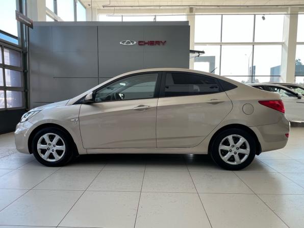 Hyundai Solaris I с пробегом 2012 года, цена 849 000 рублей, 165657 км, седан, Автокод Объявления