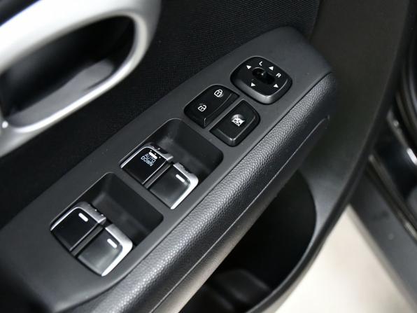 Kia Soul II Рестайлинг с пробегом 2018 года, цена 1 497 000 рублей, 170791 км, хэтчбек, Автокод Объявления