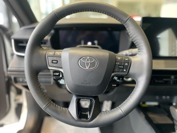 Toyota Camry IX (XV80) China Market с пробегом 2025 года, цена 4 100 000 рублей, 50 км, седан, Автокод Объявления