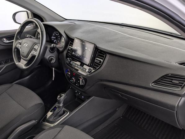Hyundai Solaris II Рестайлинг с пробегом 2022 года, цена 1 485 000 рублей, 126387 км, седан, Автокод Объявления