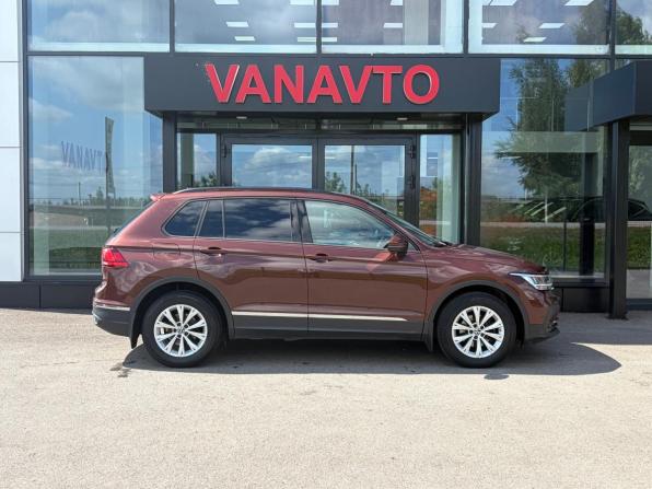 Volkswagen Tiguan II Рестайлинг с пробегом 2021 года, цена 2 835 000 рублей, 55700 км, внедорожник, Автокод Объявления