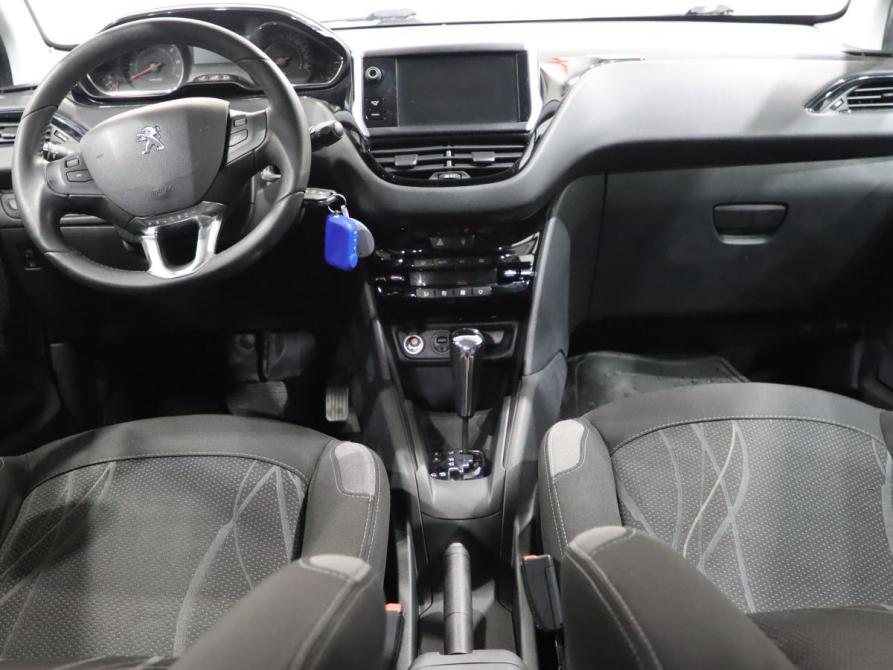 Peugeot 208 I Санкт-Петербург  - изображение 9