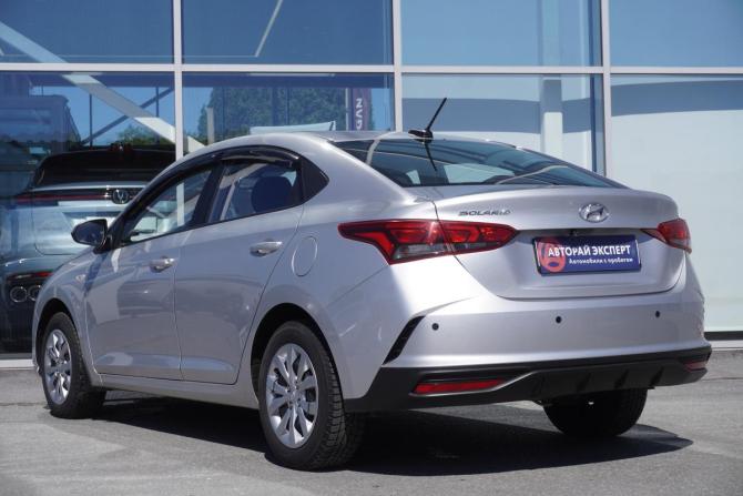 Hyundai Solaris II Рестайлинг с пробегом 2021 года, цена 1 369 000 рублей, 99379 км, седан, Автокод Объявления