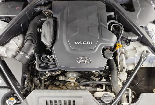 Hyundai Genesis II с пробегом 2015 года, цена 1 785 000 рублей, 183935 км, седан, Автокод Объявления