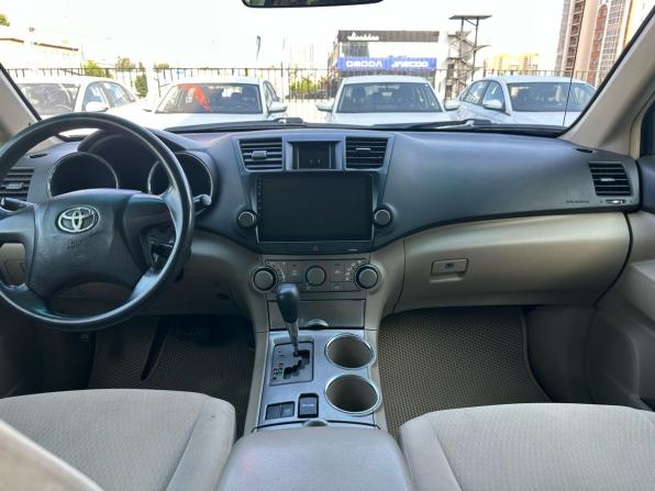 Toyota Highlander II (XU40) с пробегом 2008 года, цена 1 523 000 рублей, 262496 км, внедорожник, Автокод Объявления
