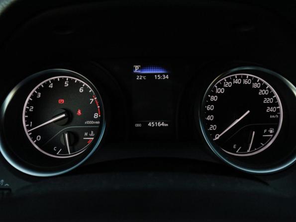 Toyota Camry VIII (XV70) Рестайлинг с пробегом 2021 года, цена 3 450 000 рублей, 45114 км, седан, Автокод Объявления