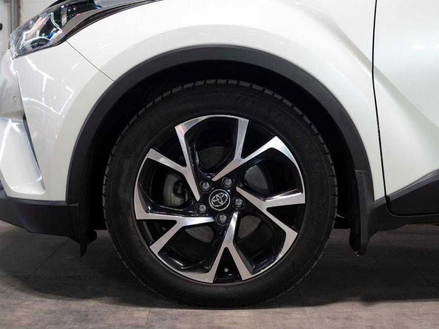 Toyota C-HR I Чита  - изображение 18