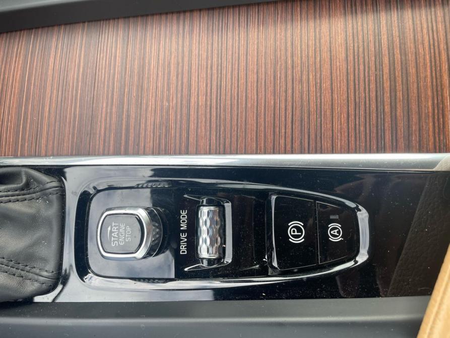 Volvo XC60 II Москва  - изображение 17