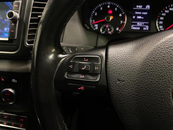 Volkswagen Sharan II с пробегом 2012 года, цена 1 425 000 рублей, 145636 км, минивэн, Автокод Объявления