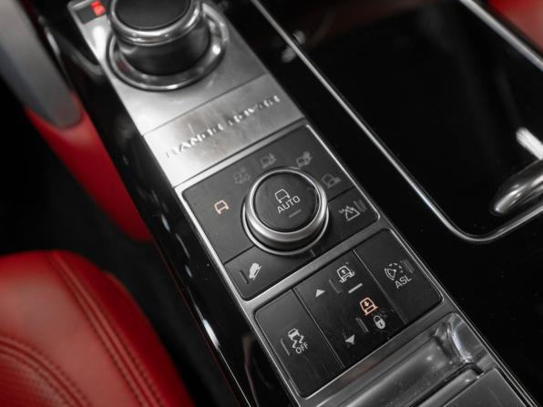 Land Rover Range Rover IV с пробегом 2015 года, цена 3 990 000 рублей, 213688 км, внедорожник, Автокод Объявления