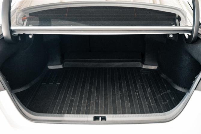 Toyota Camry VIII (XV70) Рестайлинг с пробегом 2021 года, цена 3 250 000 рублей, 61922 км, седан, Автокод Объявления