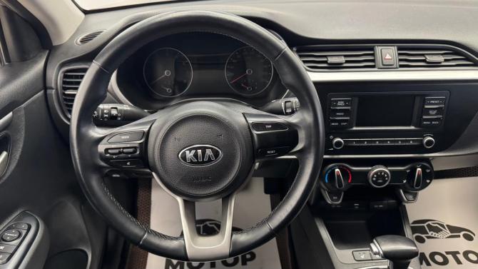 Kia Rio IV Рестайлинг с пробегом 2020 года, цена 1 450 000 рублей, 41812 км, седан, Автокод Объявления