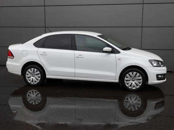 Volkswagen Polo V Рестайлинг с пробегом 2016 года, цена 998 000 рублей, 168801 км, седан, Автокод Объявления