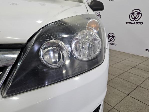 Opel Astra H Рестайлинг с пробегом 2011 года, цена 555 000 рублей, 141079 км, хэтчбек, Автокод Объявления