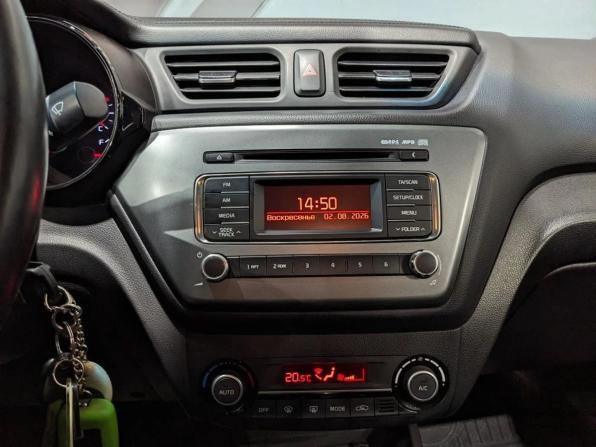 Kia Rio III Рестайлинг с пробегом 2015 года, цена 945 000 рублей, 140411 км, седан, Автокод Объявления