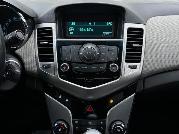 Chevrolet Cruze I с пробегом 2012 года, цена 655 000 рублей, 269102 км, седан, Автокод Объявления