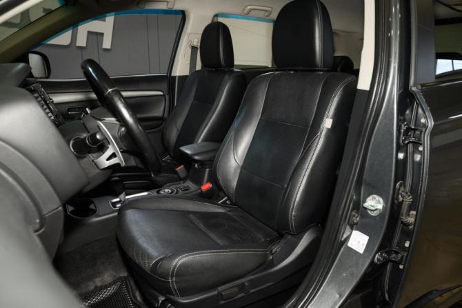 Mitsubishi Outlander III Рестайлинг с пробегом 2014 года, цена 1 329 000 рублей, 175162 км, внедорожник, Автокод Объявления