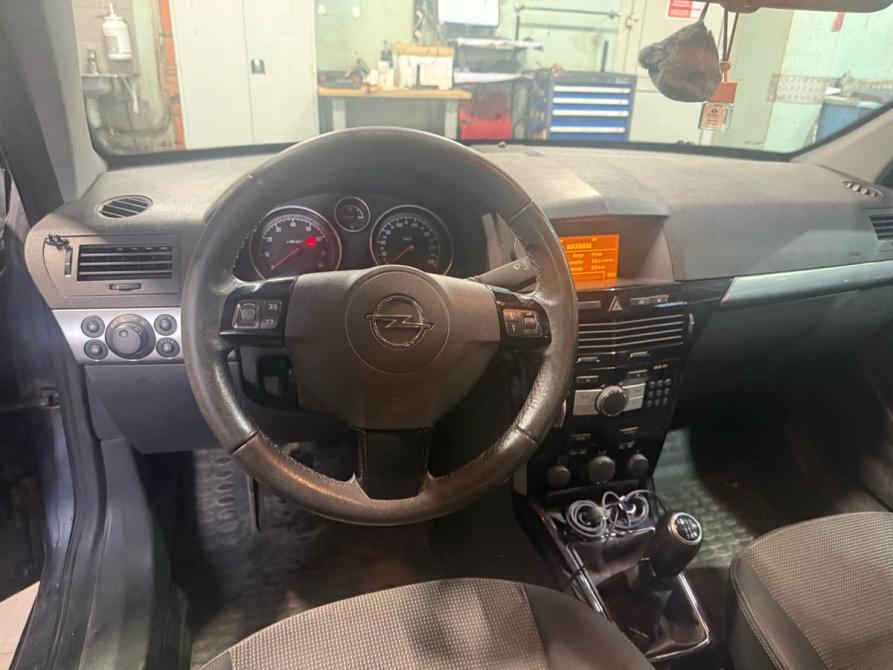 Opel Astra H Рестайлинг Санкт-Петербург  - изображение 10