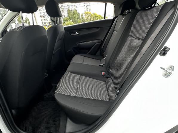 Kia Rio IV с пробегом 2018 года, цена 1 065 000 рублей, 171219 км, хэтчбек, Автокод Объявления