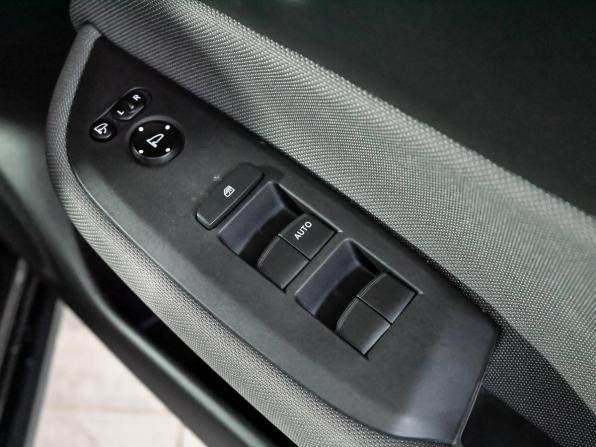 Honda Fit IV с пробегом 2020 года, цена 1 370 000 рублей, 100874 км, хэтчбек, Автокод Объявления