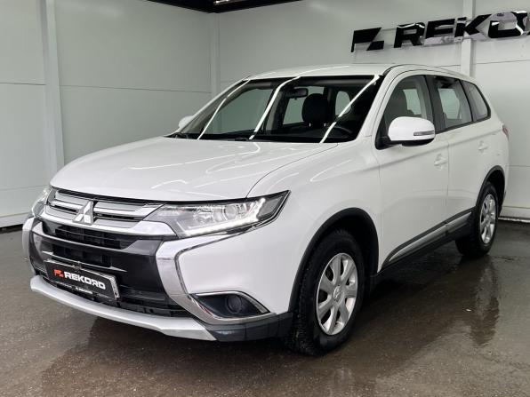 Mitsubishi Outlander III Рестайлинг 3 с пробегом 2018 года, цена 1 979 000 рублей, 151976 км, внедорожник, Автокод Объявления