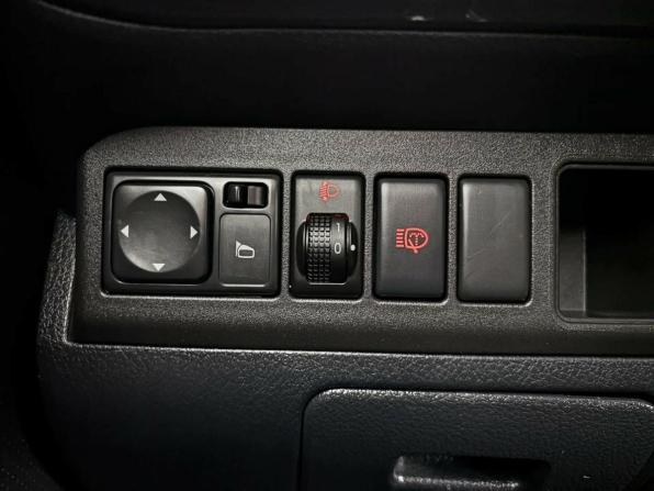 Nissan Note I Рестайлинг с пробегом 2011 года, цена 589 000 рублей, 172377 км, хэтчбек, Автокод Объявления