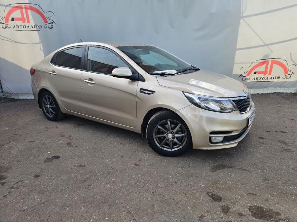 Kia Rio III Рестайлинг с пробегом 2015 года, цена 999 000 рублей, 165270 км, седан, Автокод Объявления