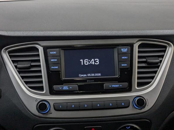 Hyundai Solaris II Рестайлинг с пробегом 2022 года, цена 1 595 000 рублей, 90141 км, седан, Автокод Объявления
