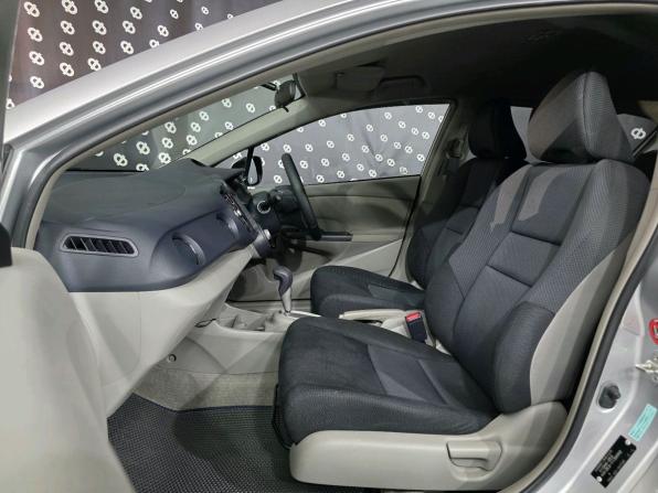 Honda Insight II с пробегом 2009 года, цена 918 000 рублей, 125853 км, хэтчбек, Автокод Объявления