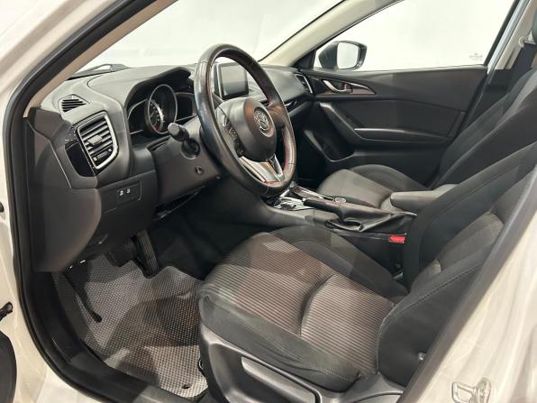 Mazda 3 III (BM) с пробегом 2014 года, цена 1 199 000 рублей, 182475 км, седан, Автокод Объявления