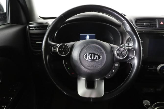 Kia Soul II Рестайлинг с пробегом 2019 года, цена 1 749 990 рублей, 98713 км, хэтчбек, Автокод Объявления