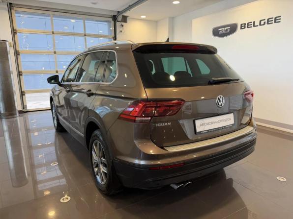 Volkswagen Tiguan II с пробегом 2017 года, цена 2 370 000 рублей, 100528 км, внедорожник, Автокод Объявления