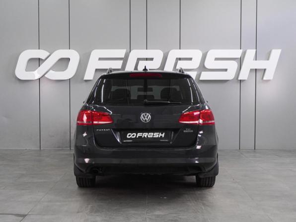 Volkswagen Passat B7 с пробегом 2011 года, цена 849 000 рублей, 270380 км, универсал, Автокод Объявления