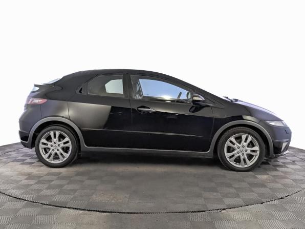 Honda Civic VIII Рестайлинг с пробегом 2010 года, цена 1 280 000 рублей, 96813 км, хэтчбек, Автокод Объявления