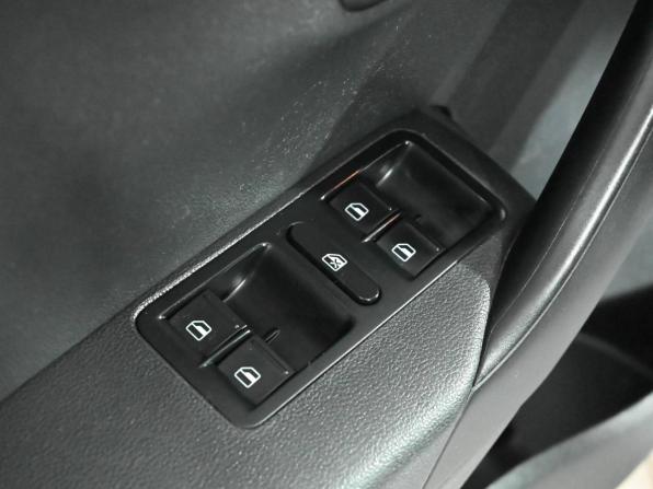 Volkswagen Polo V Рестайлинг с пробегом 2019 года, цена 1 500 000 рублей, 66037 км, седан, Автокод Объявления