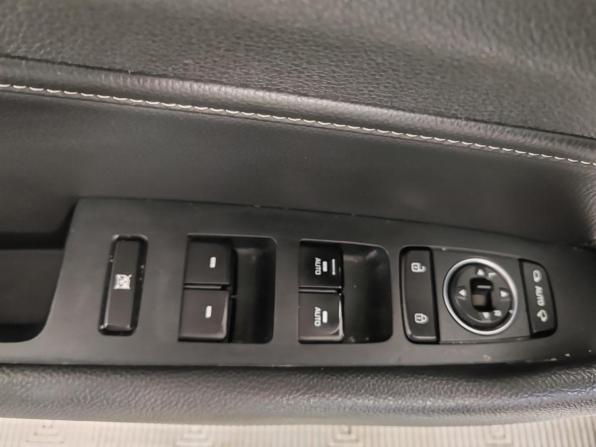 Hyundai Sonata VII (LF) Рестайлинг с пробегом 2019 года, цена 1 720 000 рублей, 108702 км, седан, Автокод Объявления