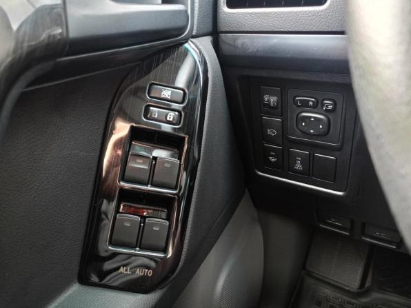 Toyota Land Cruiser Prado 150 Series с пробегом 2010 года, цена 2 423 000 рублей, 300046 км, внедорожник, Автокод Объявления